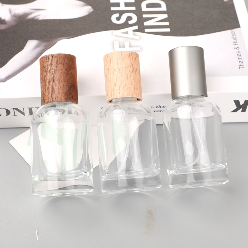 Botella de Perfume de vidrio r - Perfume Imperium Fragrance World reseña y precio