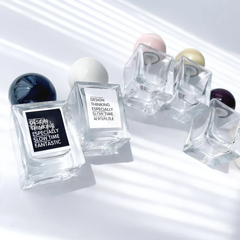 Botella de Perfume de Vidrio d - Perfume Imperium Fragrance World reseña y precio